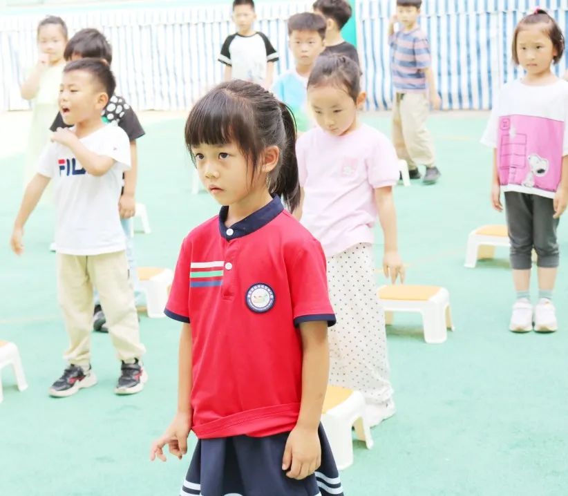 临时_html_m2d9c6a25.jpg