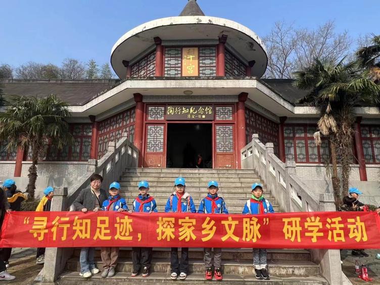 王雅萱-3.15研学活动新闻稿_html_m102d890c.jpg
