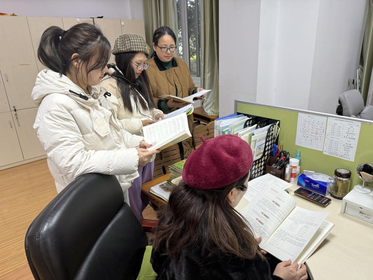 【大爱青秀】凝聚智慧促提升，集体备课共成长  ——青秀城小学语文组集体备课活动（二）