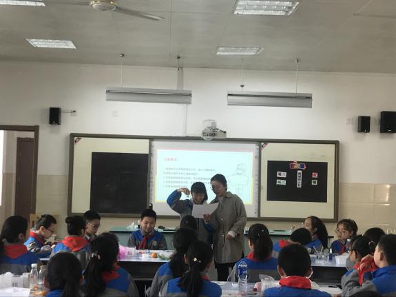 2020.11.04 职初考核 校本教研 新闻稿_html_306726b2.jpg