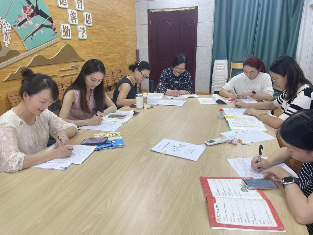 【大爱青秀·教学】聚焦教学评一体化，共探目标新航向  ——记青秀城小学英语组校本研修活动（一）