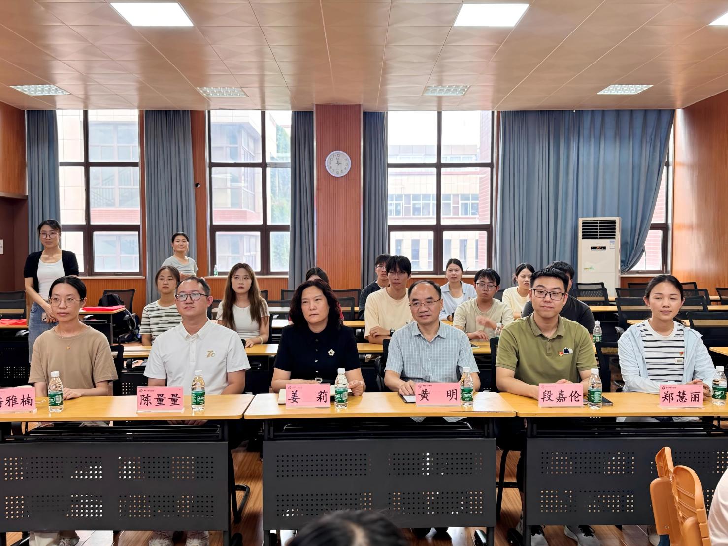 【大爱青秀·记忆德育】无废校园∣化“渣”为“香”  ——记南京市中医药大学志愿队走进青秀城小学