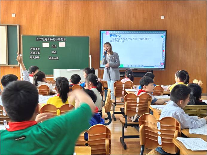 【大爱青秀】走进职初课堂 助力教师成长