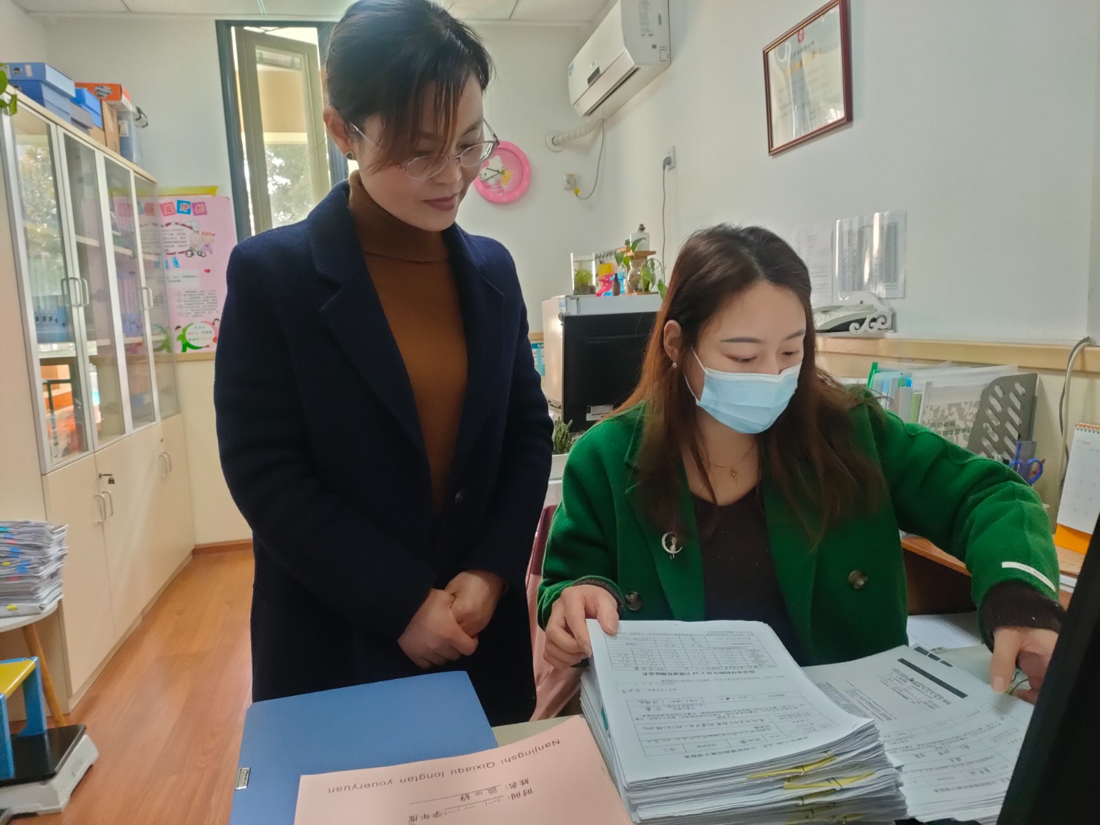 【乐活龙幼】督查助力 坚守防疫——记龙潭幼儿园龙岸分园开学工作专项督导检查