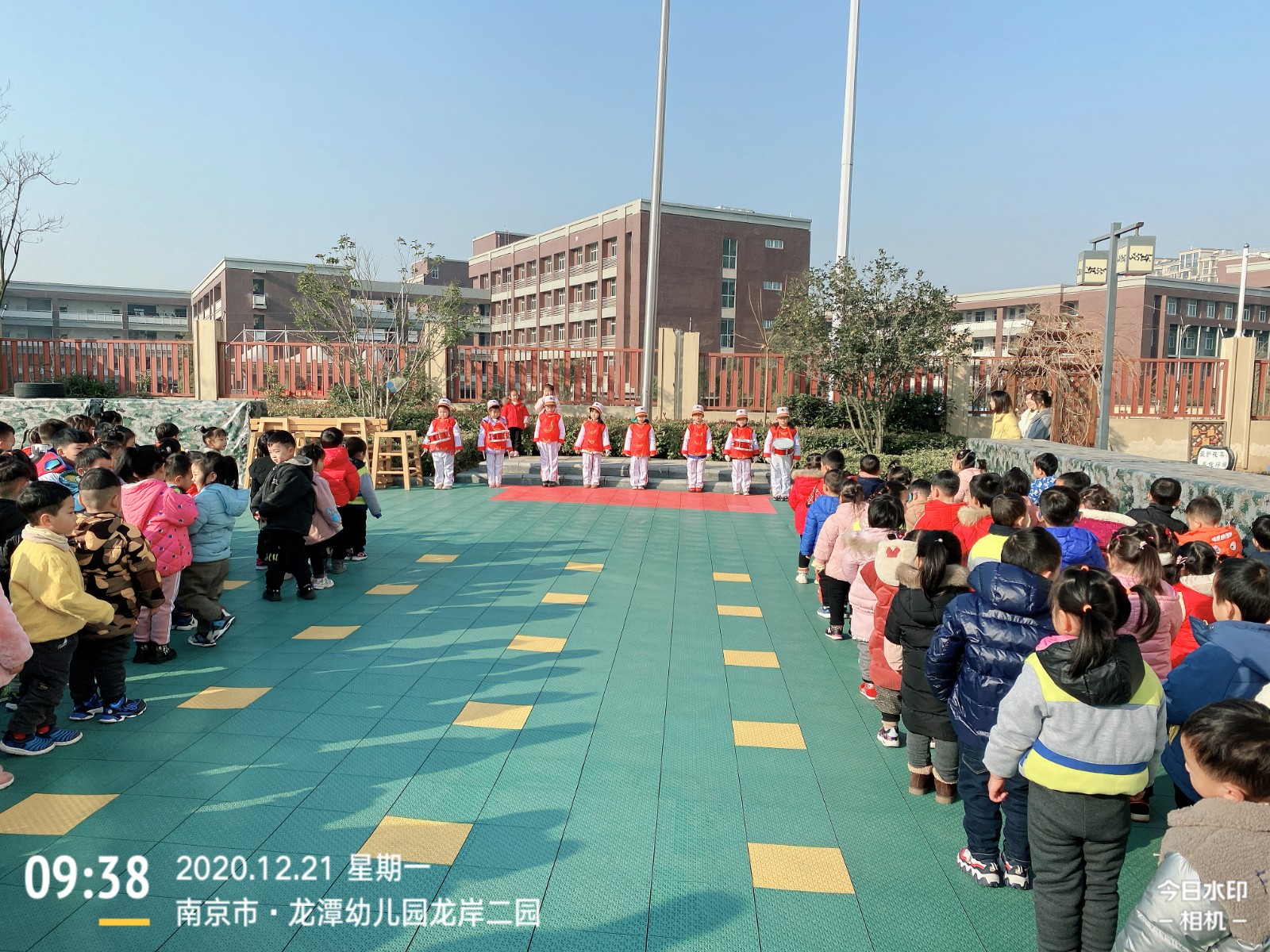 【乐活龙幼·安全第一】呵护幼儿健康，预防疾病传染 —记龙潭幼儿园龙岸二园升旗仪式活动