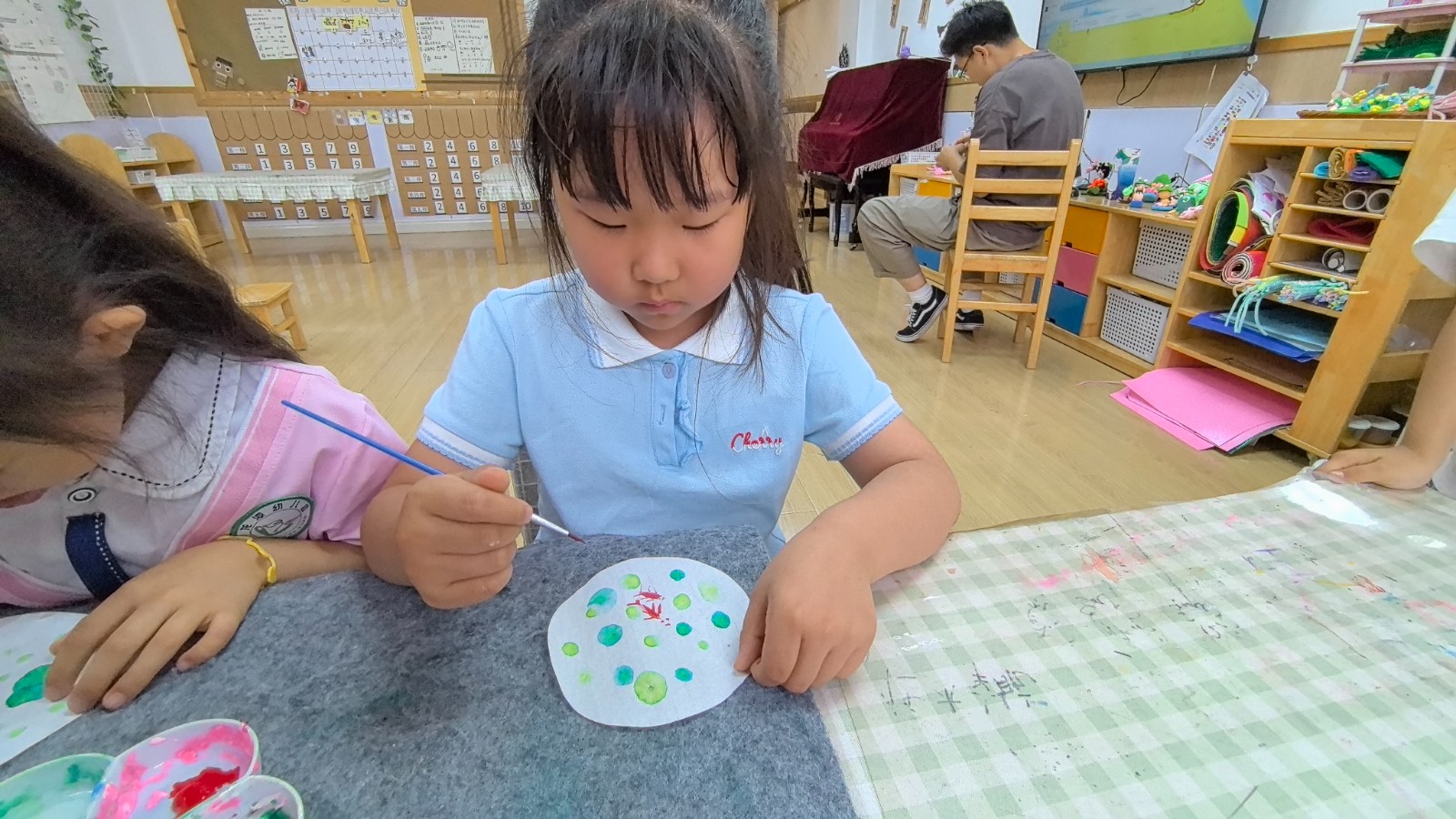 【乐活龙幼•家园共育】探秘“水一方”——龙潭幼儿园“乐活田园”研学社6月活动报道