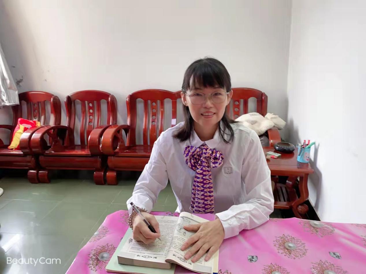 【乐活龙幼·宣传先进】平凡的工作，执着的爱 ——记龙潭幼儿园侯春花老师先进事迹