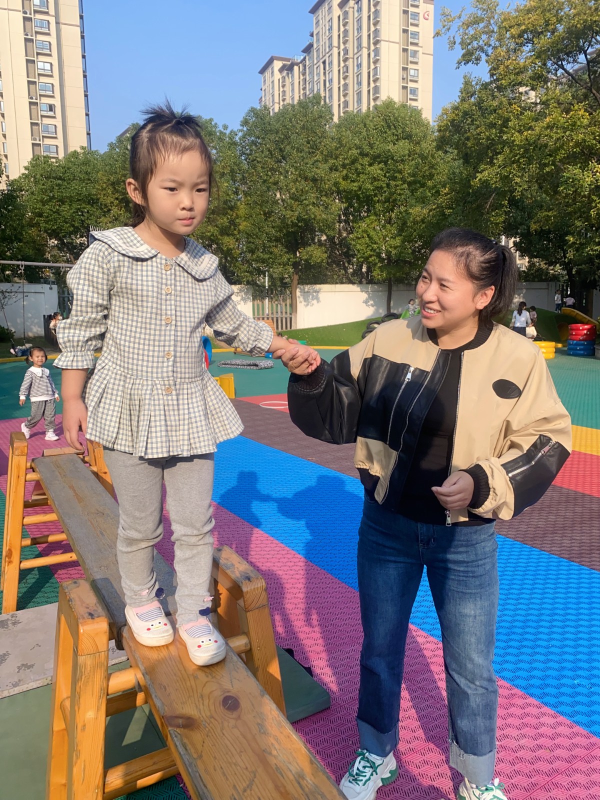 【乐活龙幼•党建】潜心耕耘，榜样力量——记龙潭幼儿园刘小敏老师先进事迹