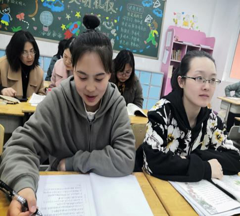 20210331语文组教研新闻报道_html_m2b055324.jpg