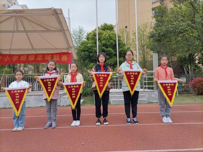 20210331流动红旗评比报道（金永芹写）_html_m3e3e615f.jpg