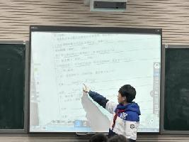 20250305邱仁数学研究课报道（黄娴写）_html_m42491890.jpg