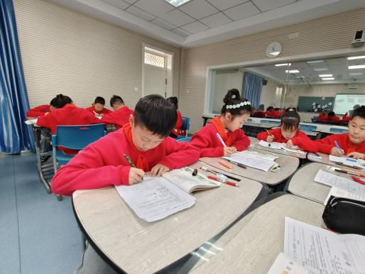 20240409语文童学课堂报道_html_m47a04f7f.jpg
