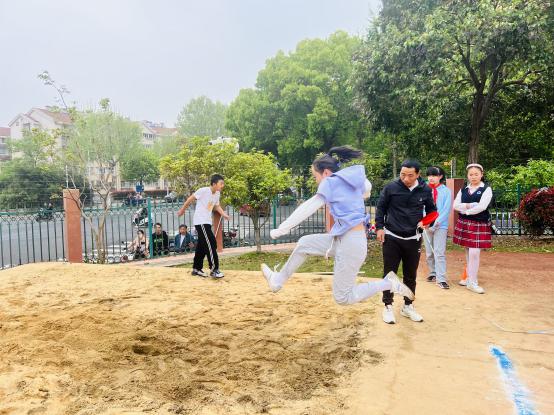 2024年南京市南湾营小学第九届春季运动会_html_m28a2d9fd.jpg