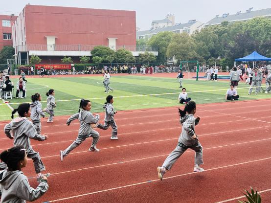 2024年南京市南湾营小学第九届春季运动会_html_m6d17723d.jpg