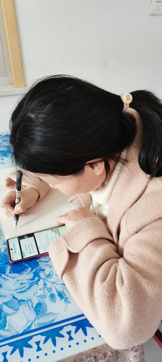 名师公益培训，让儿童写作向新教育更深处漫溯_html_18b3dbcc.jpg