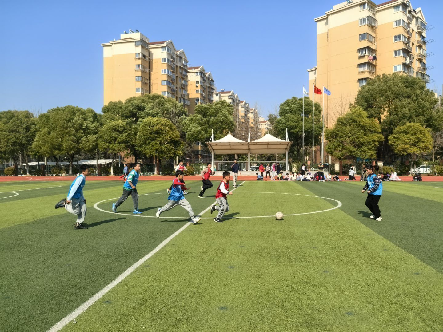 20250320南湾营小学第九届班级足球联赛新闻稿_html_77668974.jpg