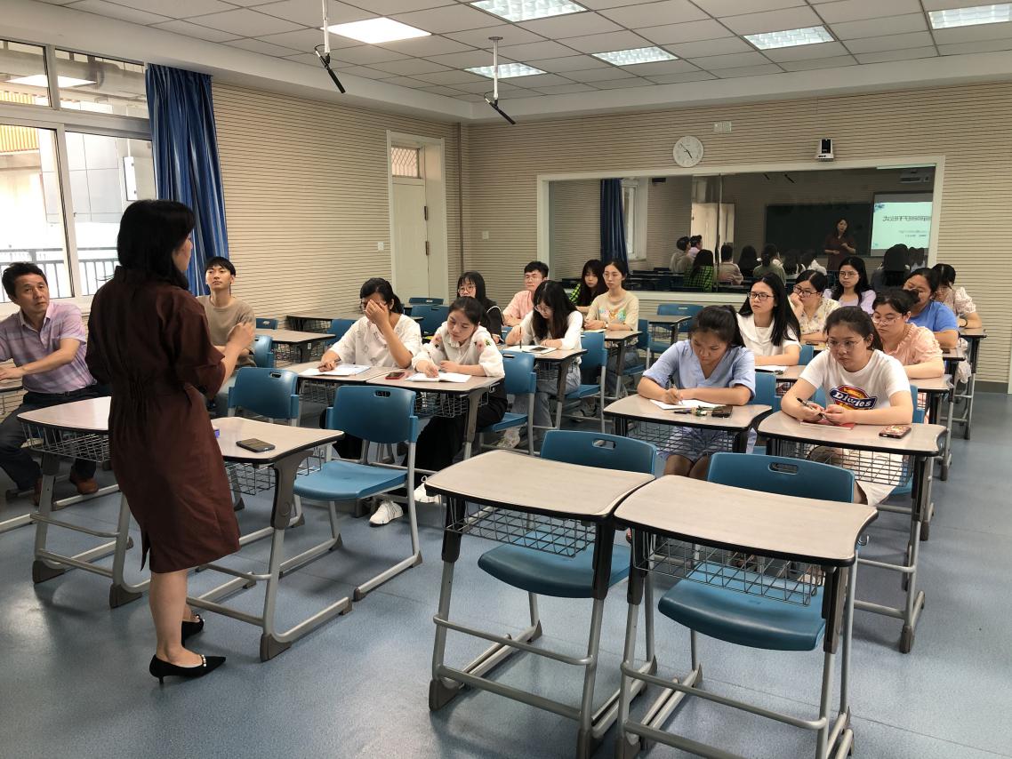 开班仪式报道_html_m5f3ba980.jpg