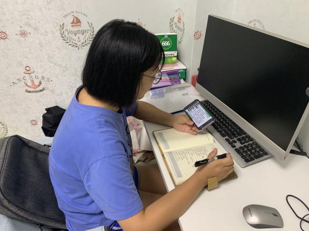 第十一讲新闻稿_html_m6e28135c.jpg