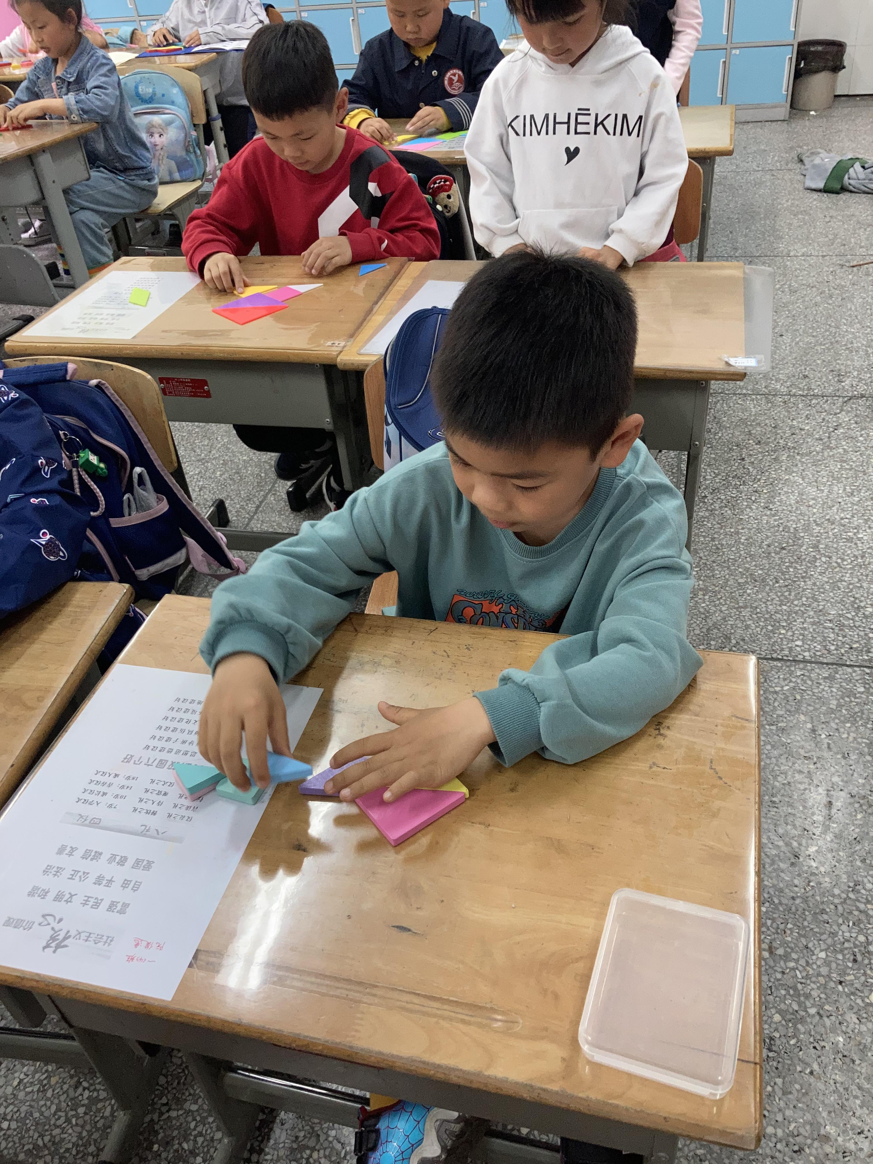 20210521魔幻数学节一年级班级赛报道_html_m1460b371.jpg