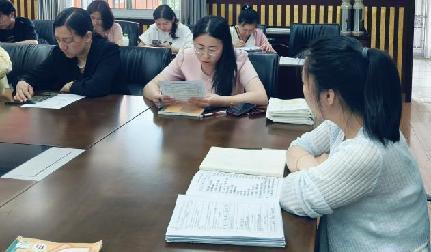 20250513语文组校本研修报道_html_68110296.jpg