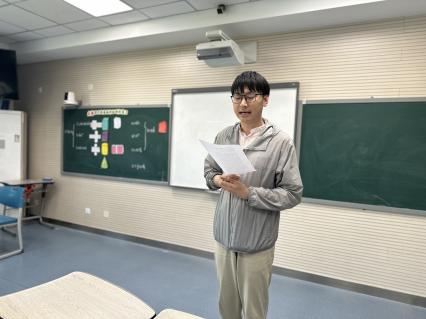 20240529数学校本研修报道_html_356bb42c.jpg