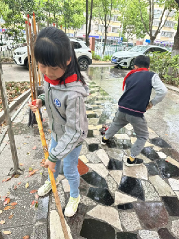 20230427班会报道_html_m1a98dcd7.png