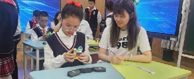 20250523魔幻数学节校级魔方比赛活动报道（李嘉靓写）_html_683d5d95.jpg