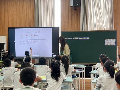 玩转圆片学数学，让数量关系“活”起来_html_3bdd89f1.jpg