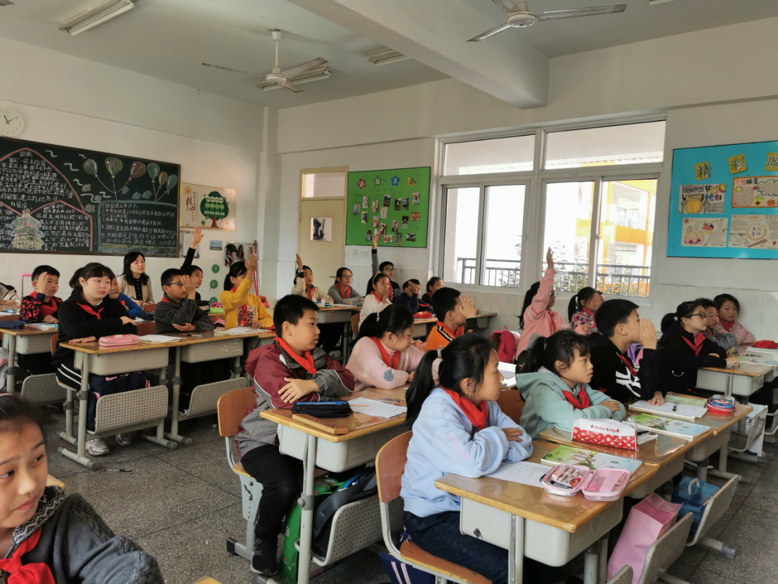 20201021周悦何骞写_html_13019fd6.png