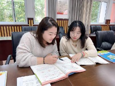 20231025数学组校本教研报道_html_m19403ade.jpg