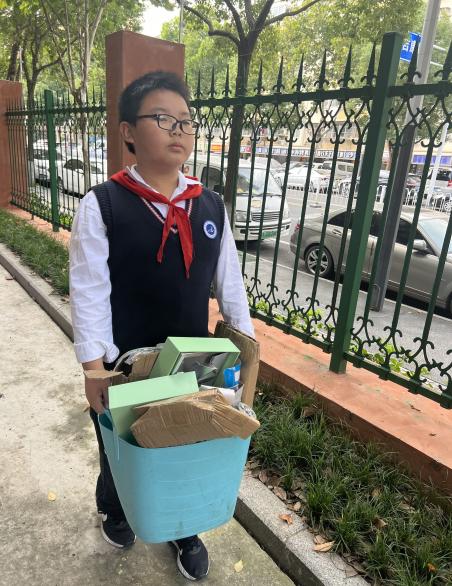 20231027“生态栖居”引领下的劳动教育主题活动（8）报道_html_m4ed00971.jpg