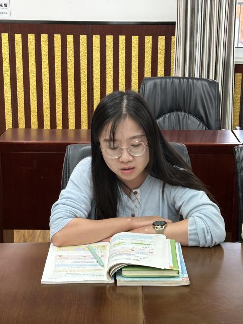20251015数学组校本教研报道_html_5e9ae988.jpg
