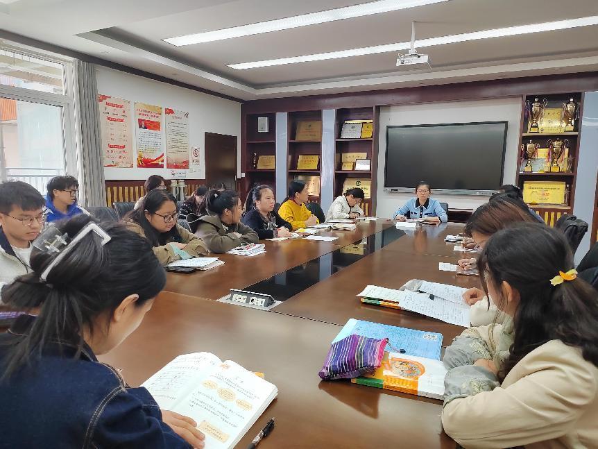 20241029南湾营小学语文组校本研修通讯稿_html_32d9d407.jpg