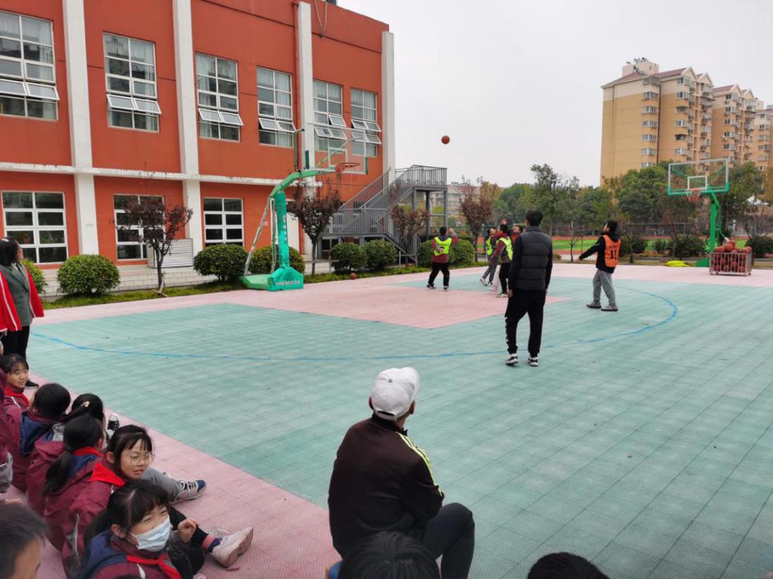 篮球嘉年华新闻稿_html_m8e491a5.jpg