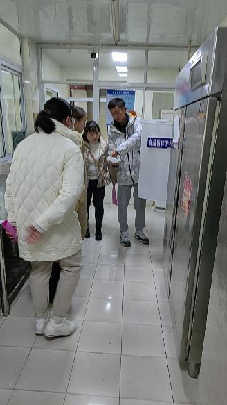 膳食委员会会议2023.11.16_html_1a3372da.jpg