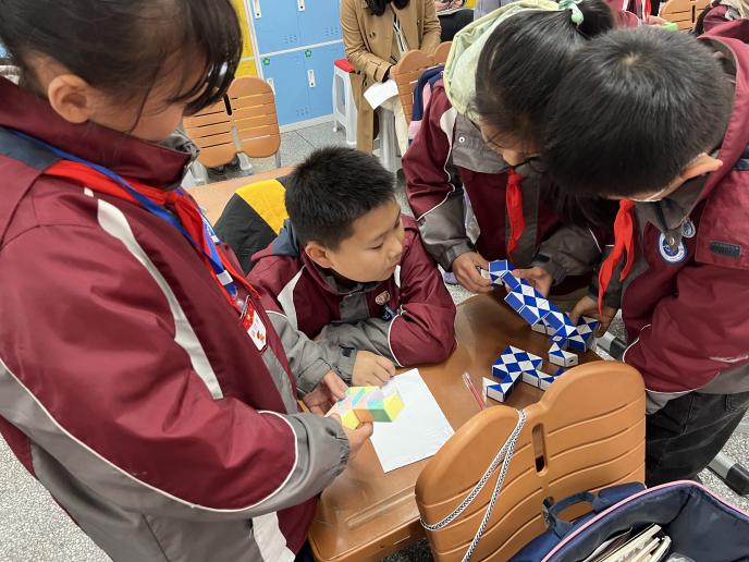20231129数学组校本课程报道_html_223e5dc9.jpg