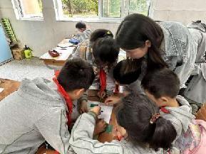 20230510秦利童学课堂报道_html_m6f48509b.jpg