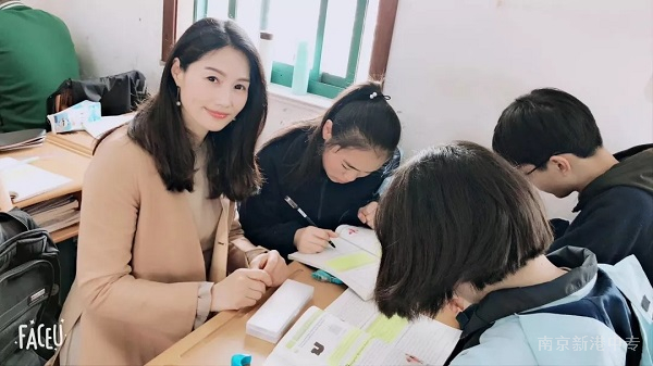 职教周•人物丨以最初的心 做永远的教育——王龙凤老师先进教学事迹简介