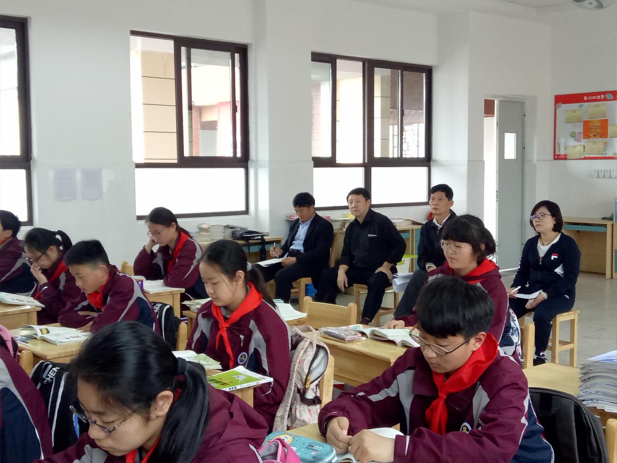 栖霞区责任督学来到金陵小学（仙林湖校区）_html_6f7f0d9a.jpg