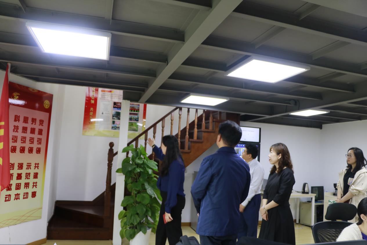 20190424“榜样引领，党工共建”_html_m3d109a60.jpg