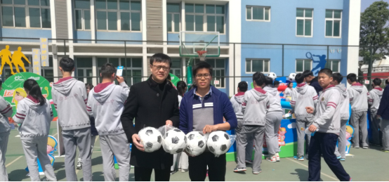 南京一中马群分校足球嘉年华活动_html_m52095046.png