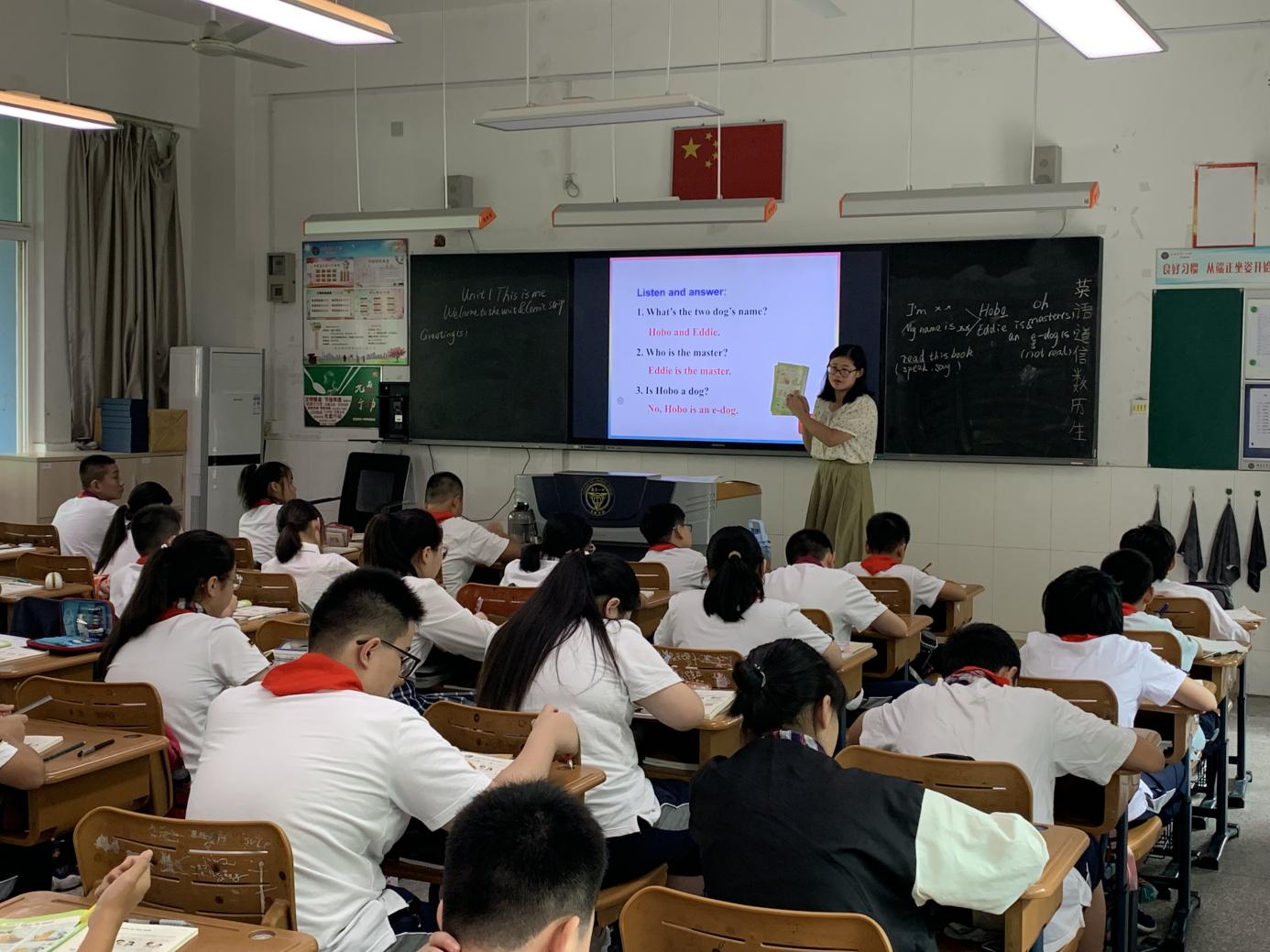 2022.9.1新学期、新起点、新气象——南京一中马群分校2022秋季学期顺利开学_html_mde6f082.jpg