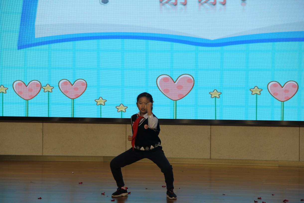 第三届少代会新闻稿_html_6e686fc7.jpg