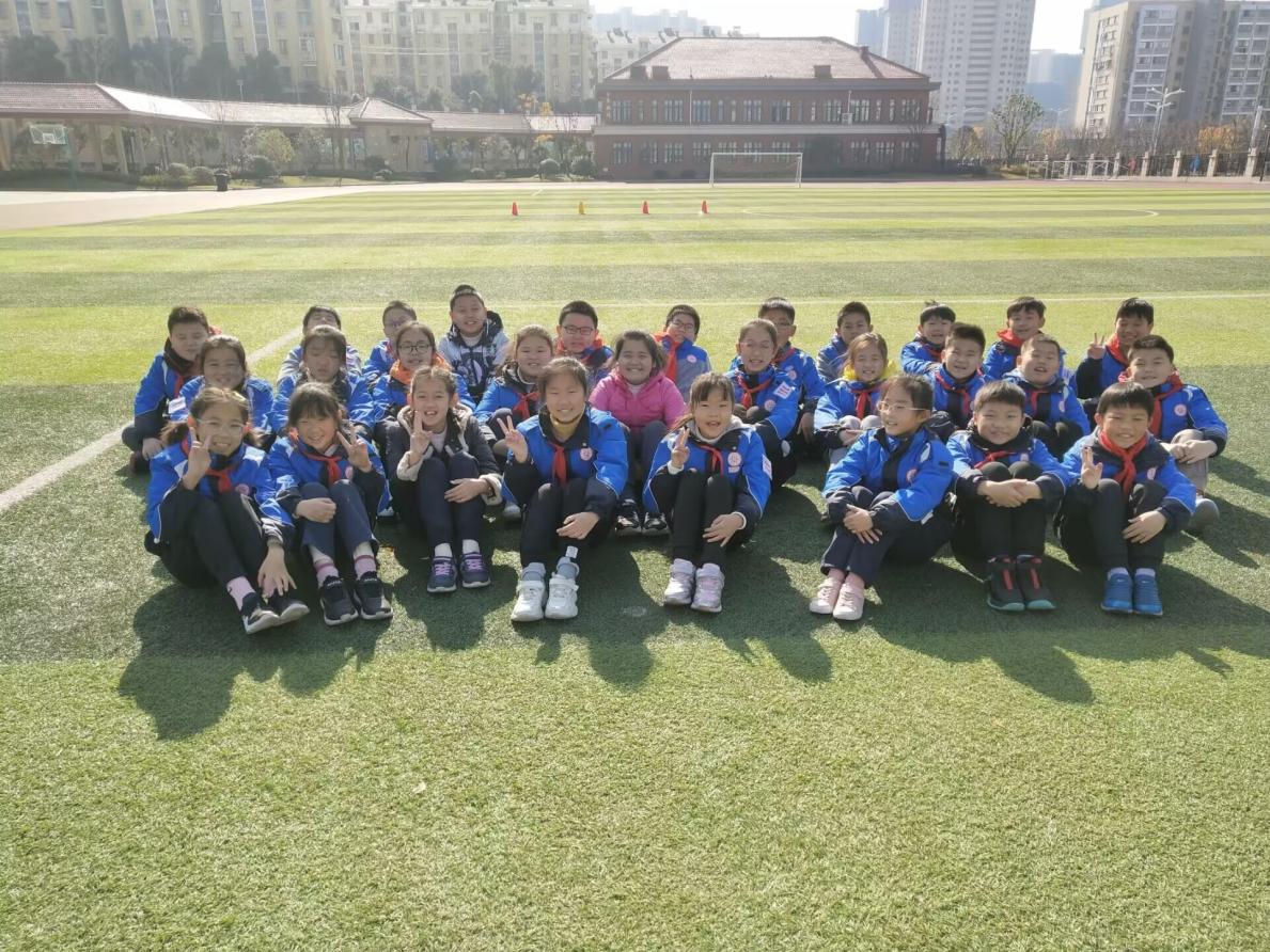第十周 新闻稿_html_m191665f6.jpg