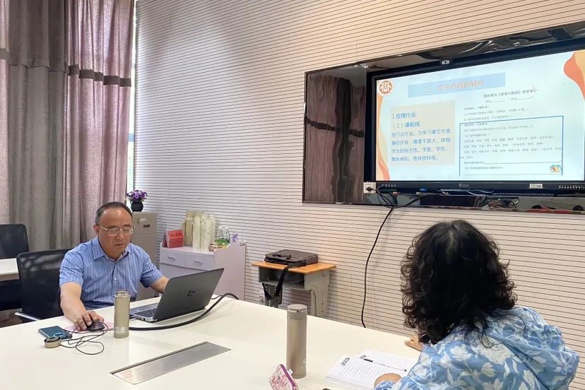专家引领助思研 共话作业_html_361ccf1c.jpg