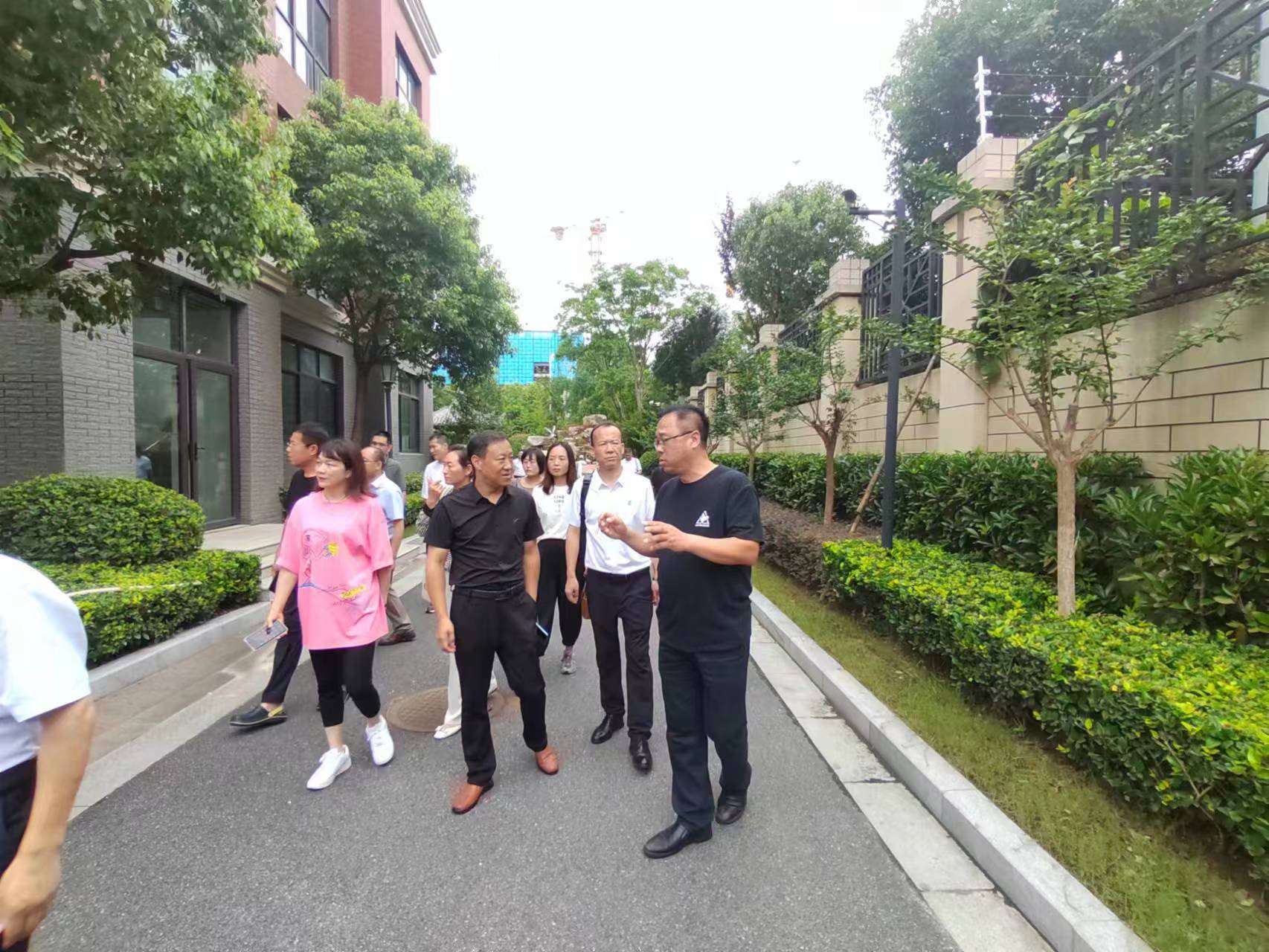 南京学习简报_html_5bc81a6b.jpg