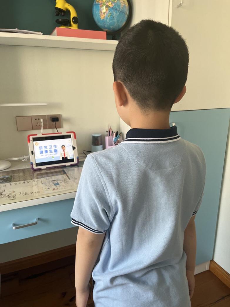 第九周 新闻稿_html_m43ae2387.jpg
