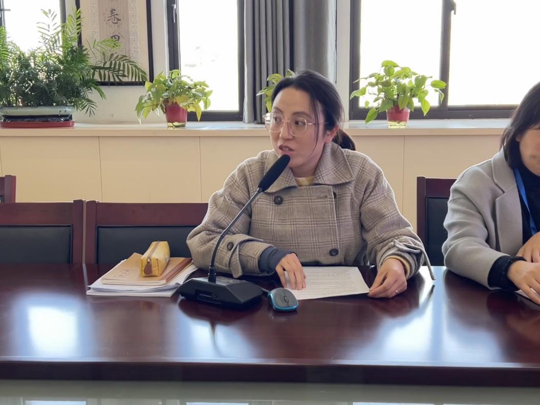 班主任会新闻稿_html_m6db478a2.jpg