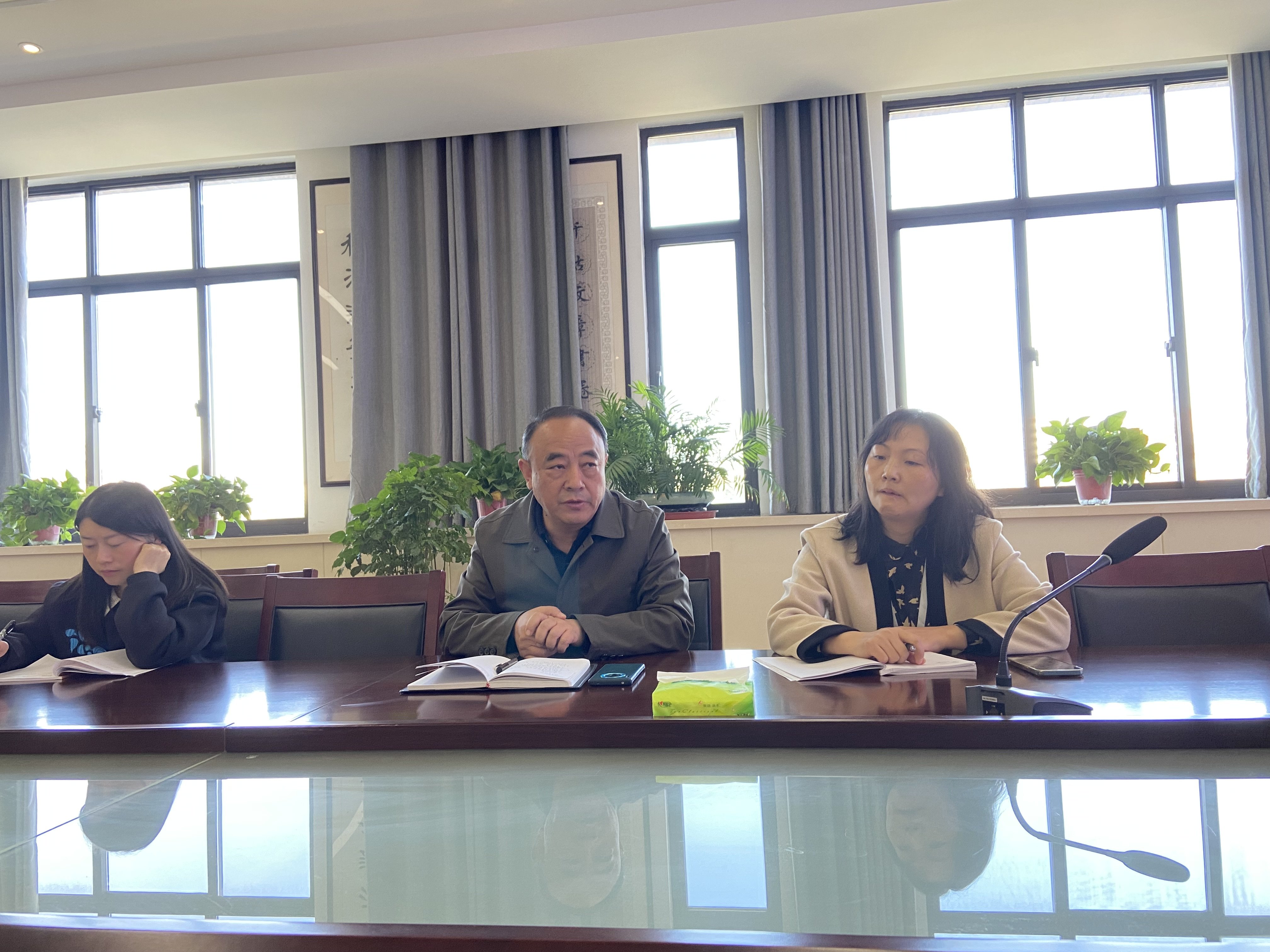 班主任例会新闻稿(2)_html_m7f4ae503.jpg