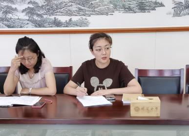 教研组会议新闻稿（照片）_html_m6a81ab53.jpg